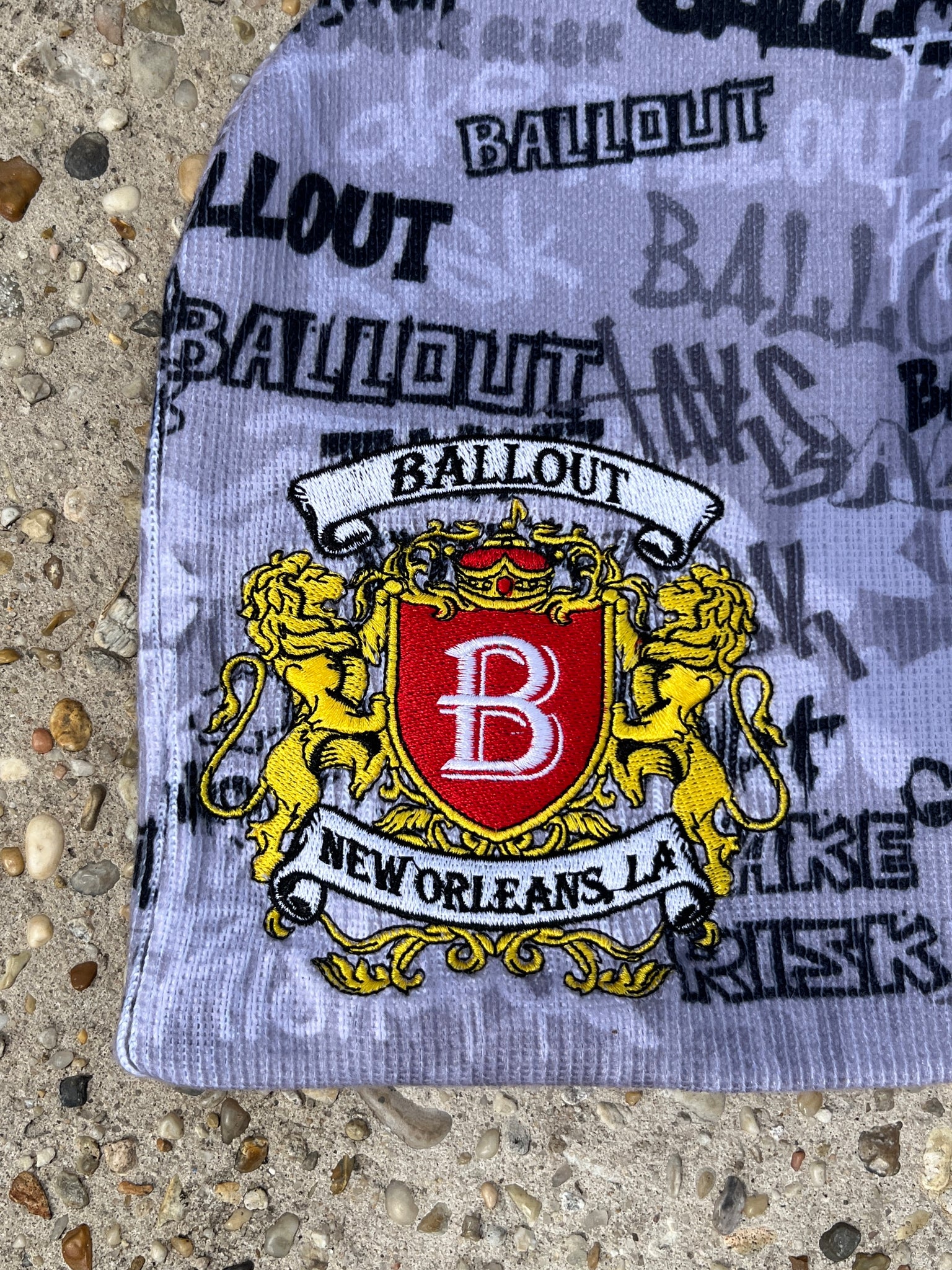 CONCRETE GREY GRAFFITI BEANIE